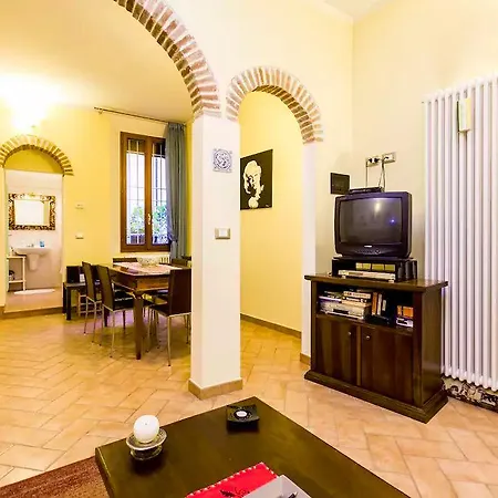 Apartament Housmart Palestro 5